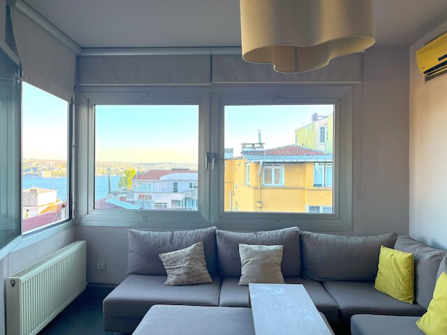 Stylish Apartment with Bosphorus View