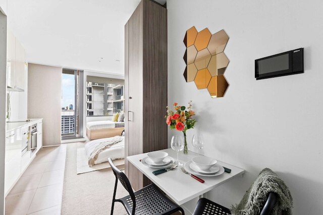 Cozy Studio Near Southern Cross With City Views