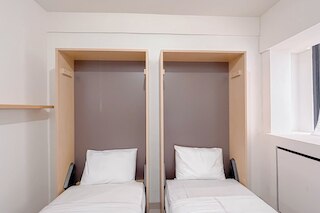 ホワイト スタイル スタジオ (ノー キッチン) アパートメント バンダラヤ - タラサ シティ マカッサル