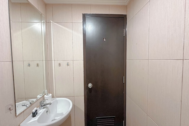 1ベッドルーム ニア ウインサ アット タマンサリ パピリオ アパートメント