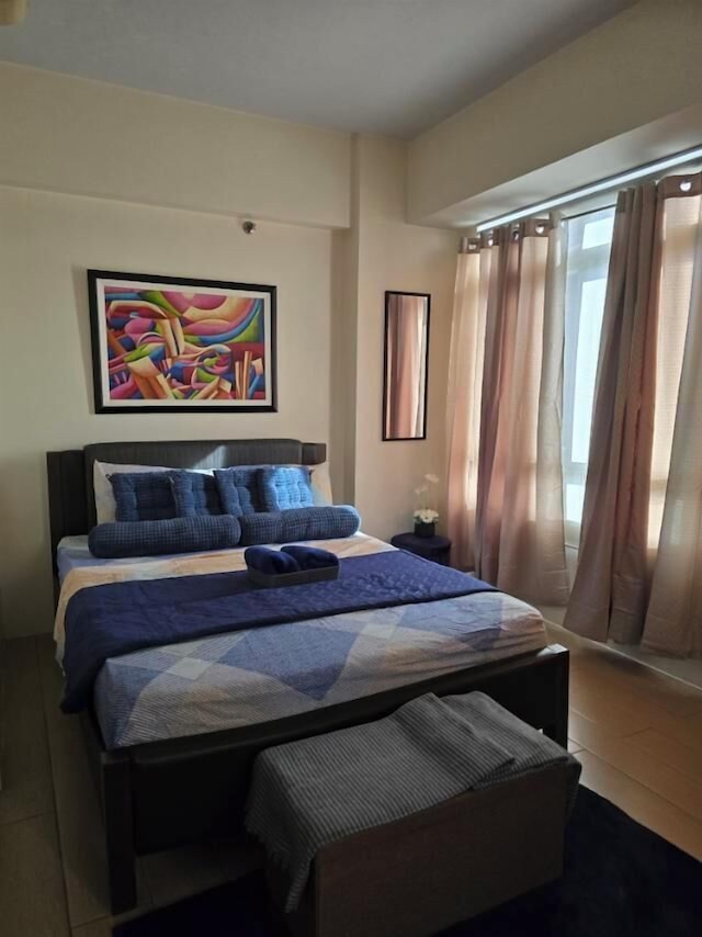 Affordable Condotel Newport Boulevard