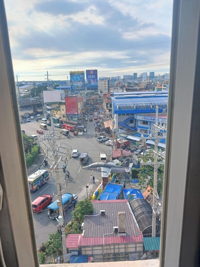 Super Cozy Apartment-Newport Boulevard