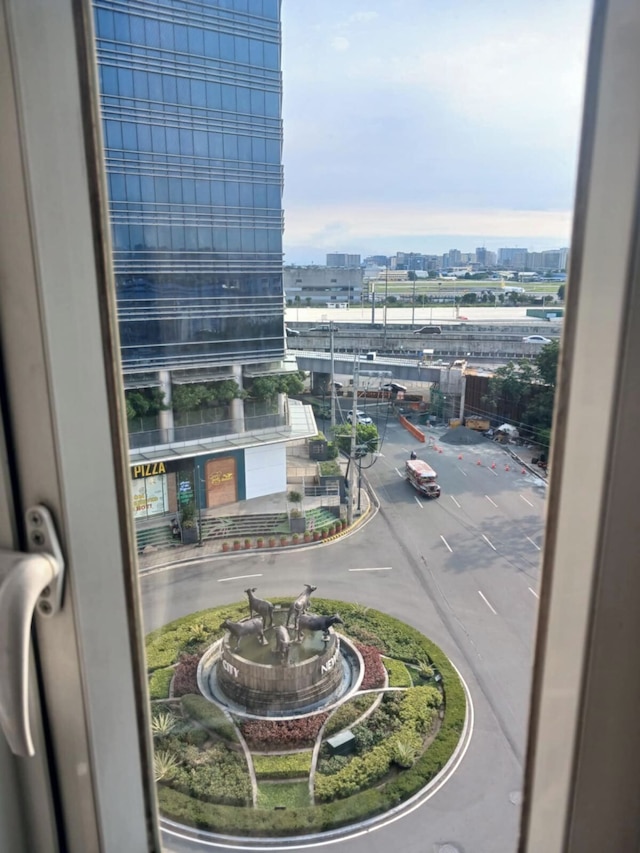 Super Cozy Apartment-Newport Boulevard