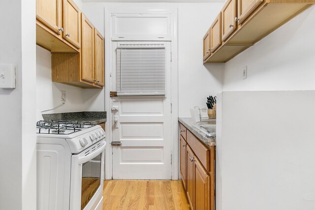 Cozy Getaway 1BR Apt - Mfield E2