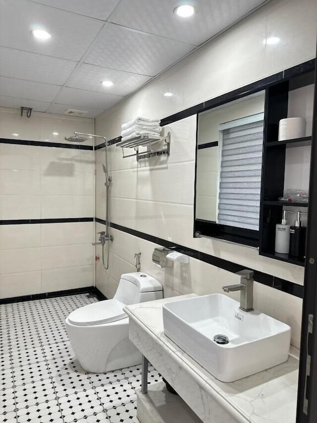 Golden Rose Premium Hotel Hanoi