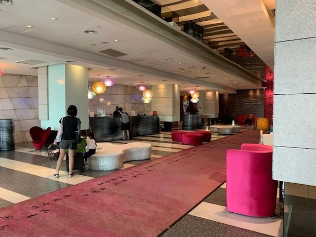 キャピタル O エンパイア ホテル スバン