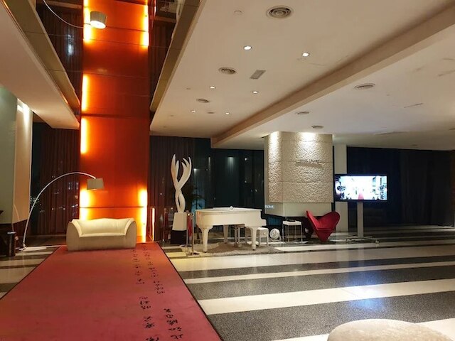 キャピタル O エンパイア ホテル スバン