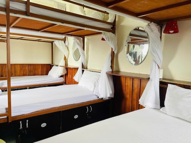 ナム フオン リバーサイド ヴィラ