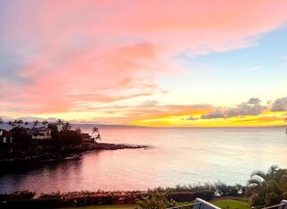 Newly Remodeled! KBM Resorts 2 Free Cars Napili Point Oceanfront Multi Unit Listing Spacious, 4-bedroom Beach Amenities! Nap-c31/2