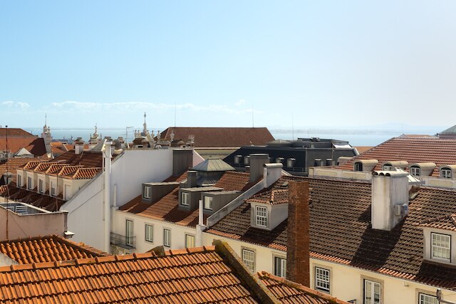 Bairro Alto Rooftop With Balcony AND View