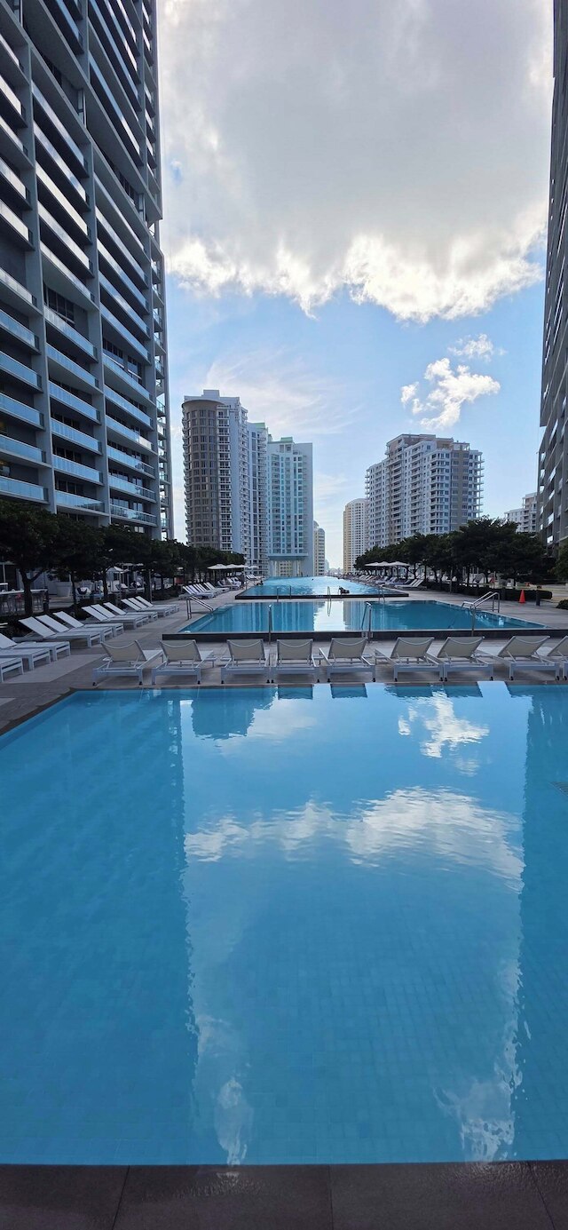 The Bay Suites - W Miami