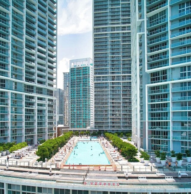 The Bay Suites - W Miami
