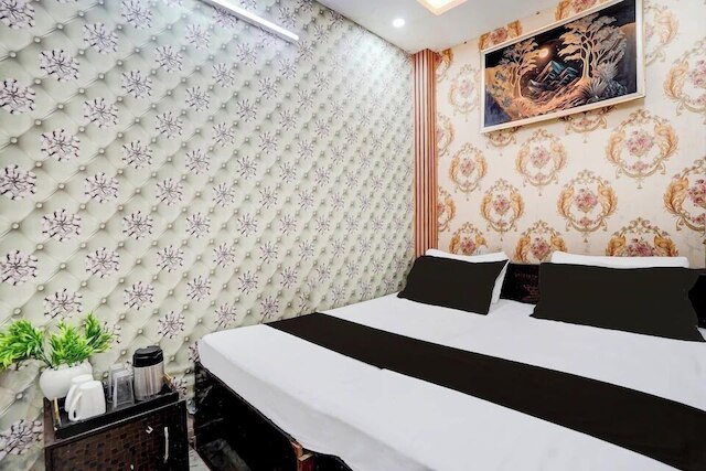 スタークス シグネチャー プラザ ニア カルカルドーマ メトロステーション