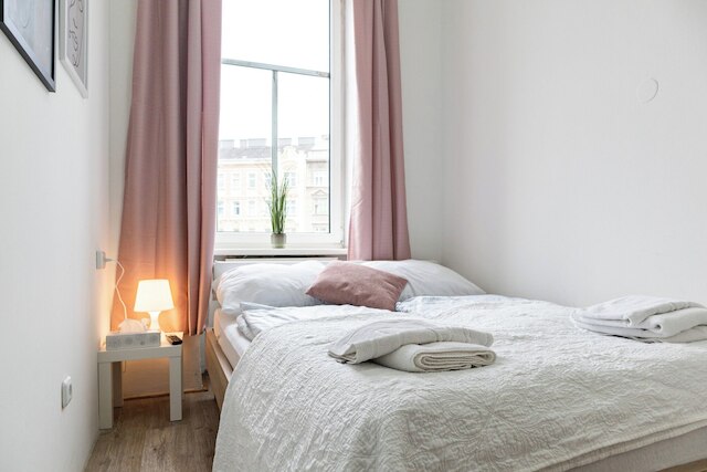 Luxury 6BR Apt near Millennium City