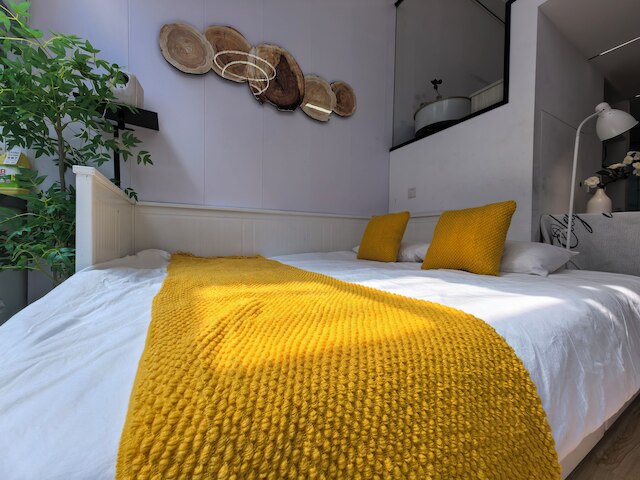 Shanghai Hills & Aromahome Shikumen