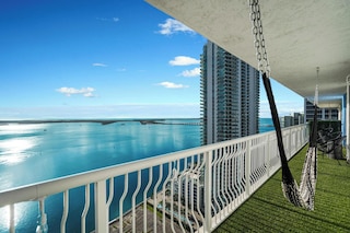 1200 Brickell Bay Drive #3102