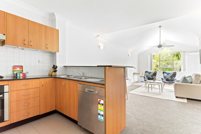 Pristine 2-bed Near Marrickville Village