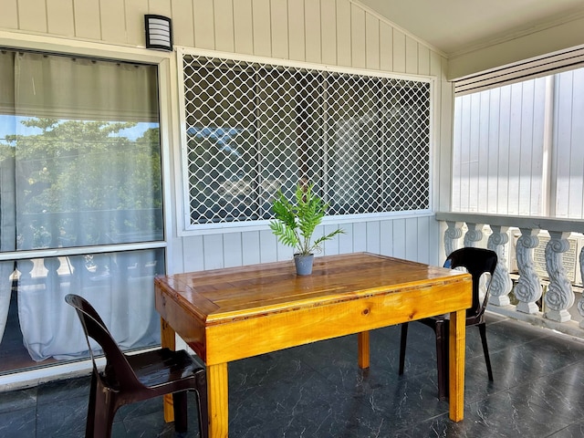 フェイロアキミシ