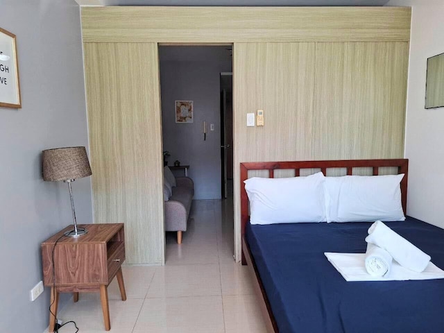 Shore 1 Tower A Unit 946