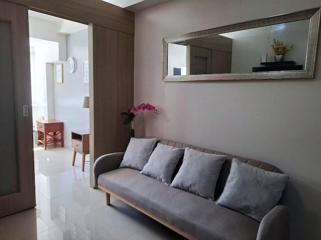 Shore 1 Tower A Unit 946