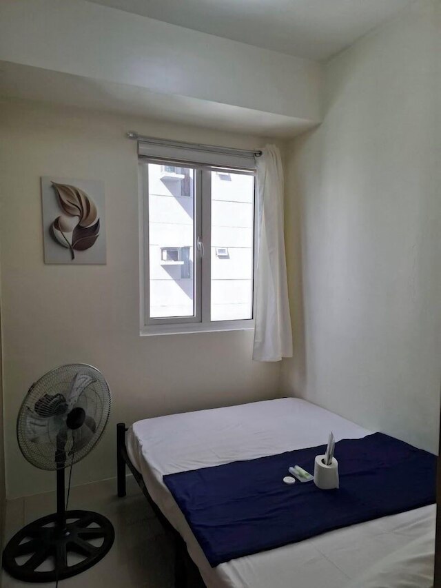 Shore 1 Tower C2 Unit 878