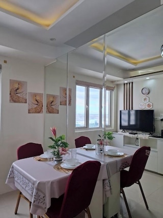 Shore 1 Tower C2 Unit 878