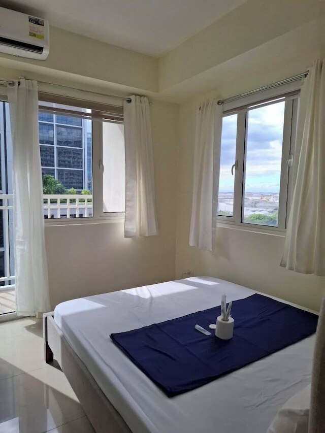 Shore 1 Tower C2 Unit 878