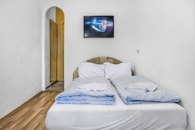 Affordable 2BR Apt Near Danube