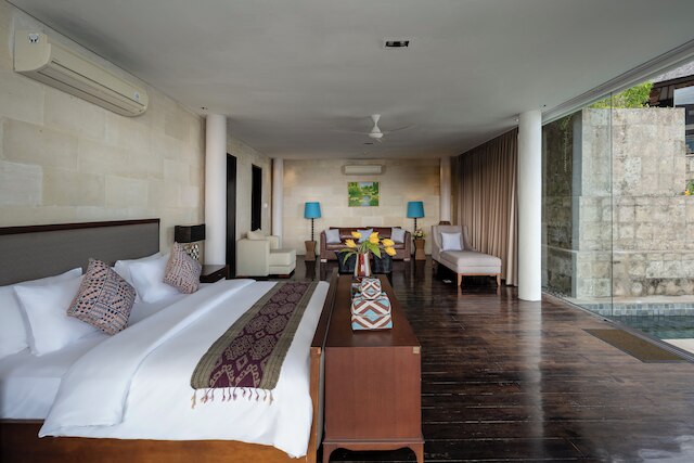 By The Cliff Bali Villa