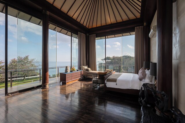 By The Cliff Bali Villa