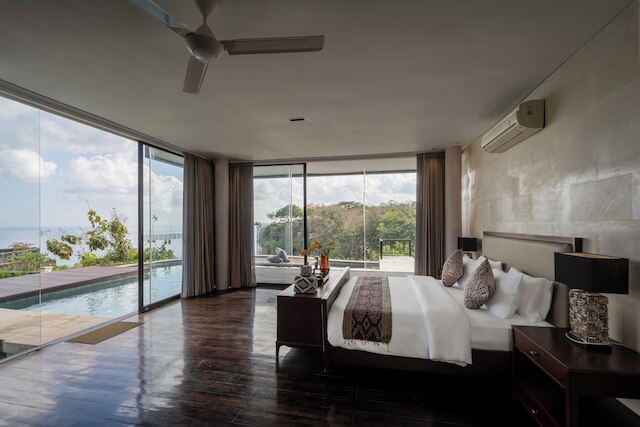 By The Cliff Bali Villa