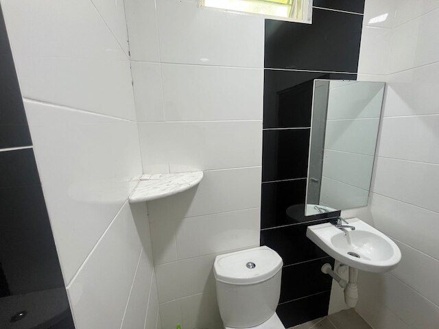 OYO 91220 D イナイ ルームステイ