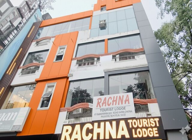 ホテル ラチナ ツーリスト ロッジ