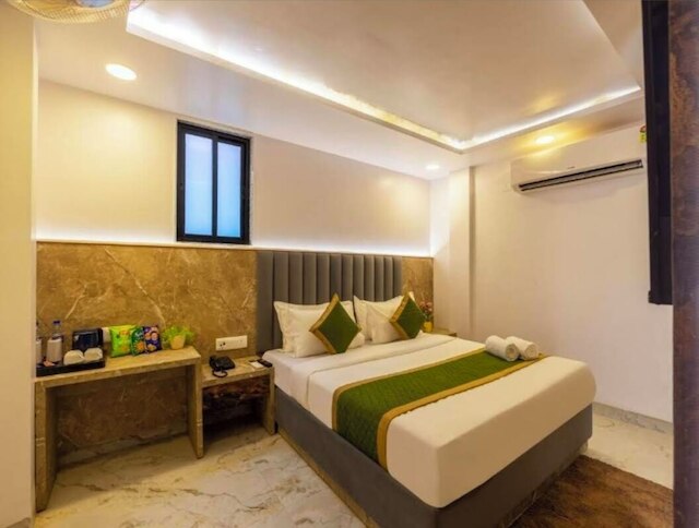 ホテル ラチナ ツーリスト ロッジ