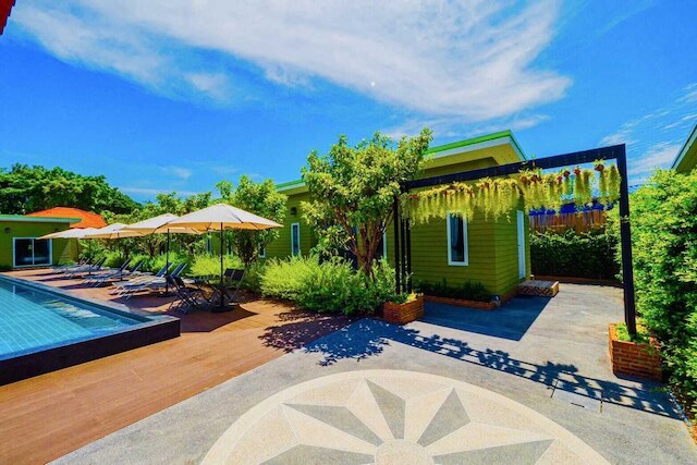 Sky hip resort jomtean pattaya