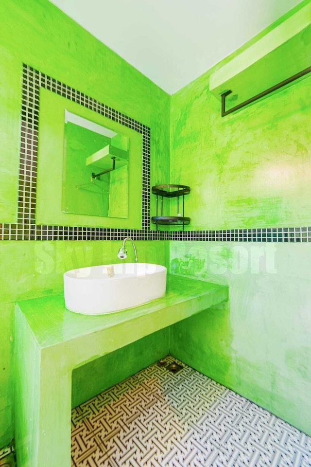 Sky hip resort jomtean pattaya