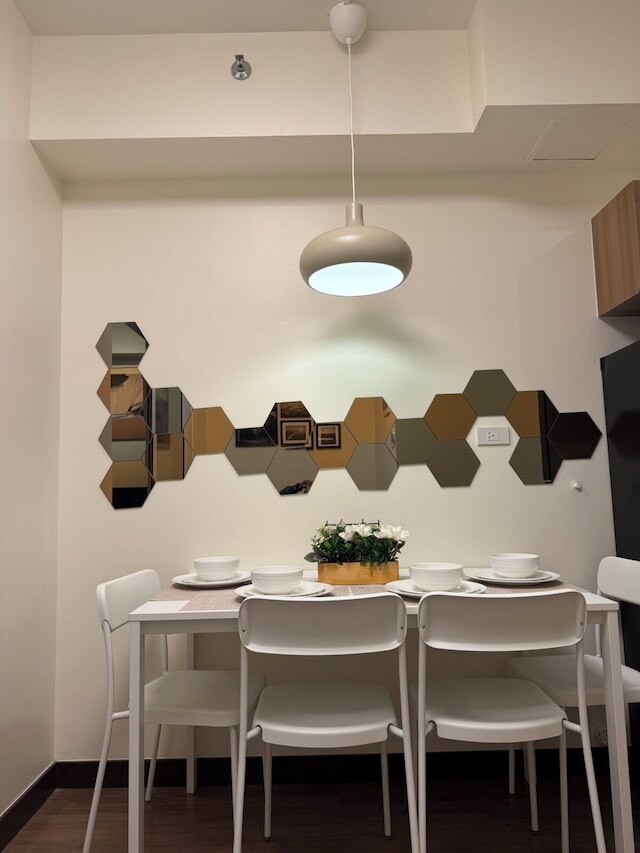 1BR Luxury Apartment The Camden Place