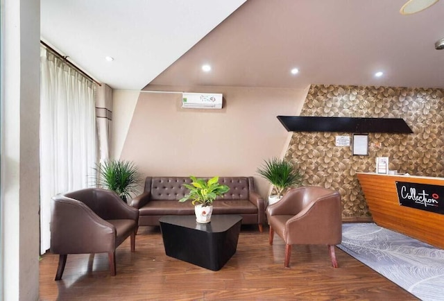 OYO 1297 Hotel Hung Lam