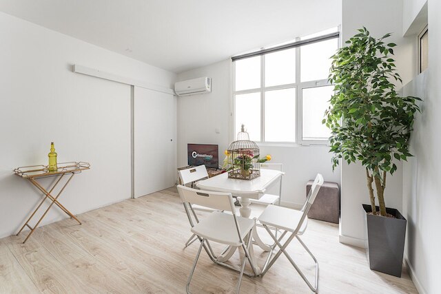 ゲストレディ - ゴールド リーフ