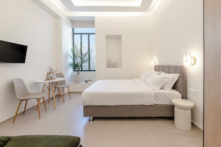 Atheniannest By Asomatwn