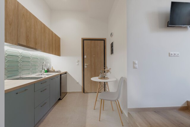 アセニアンネスト バイ アソマトン