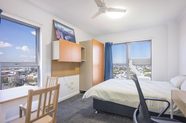 シャフストン サービス アパートメント