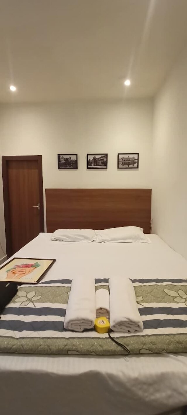 OrangeBricks Boutique Guest House