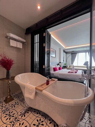 ナリントラ ヘリテージ