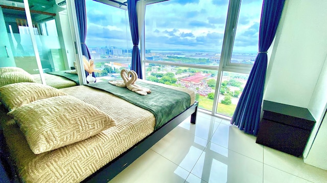 ホテル ニア エアポート モール オブ アジア PICC WTC