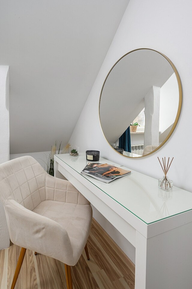 Lumina Apart for family in the Old Town