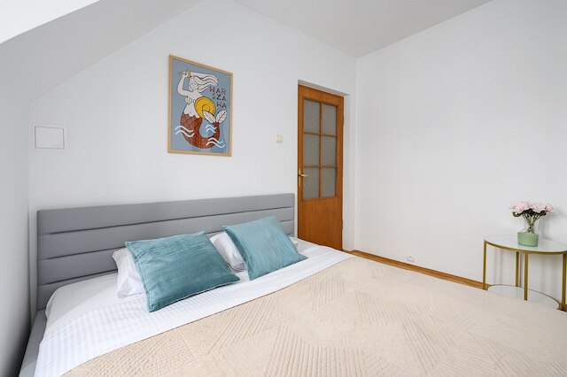 Lumina Apart for family in the Old Town