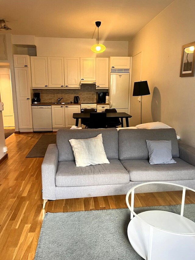 Kotimaailma Apartment Kamppi - 1BR for 3