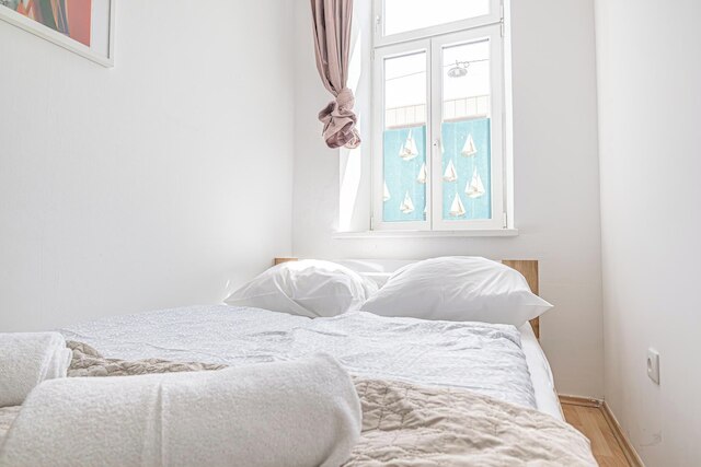 6BR Apt with Garden near Danube