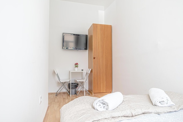 6BR Apt with Garden near Danube